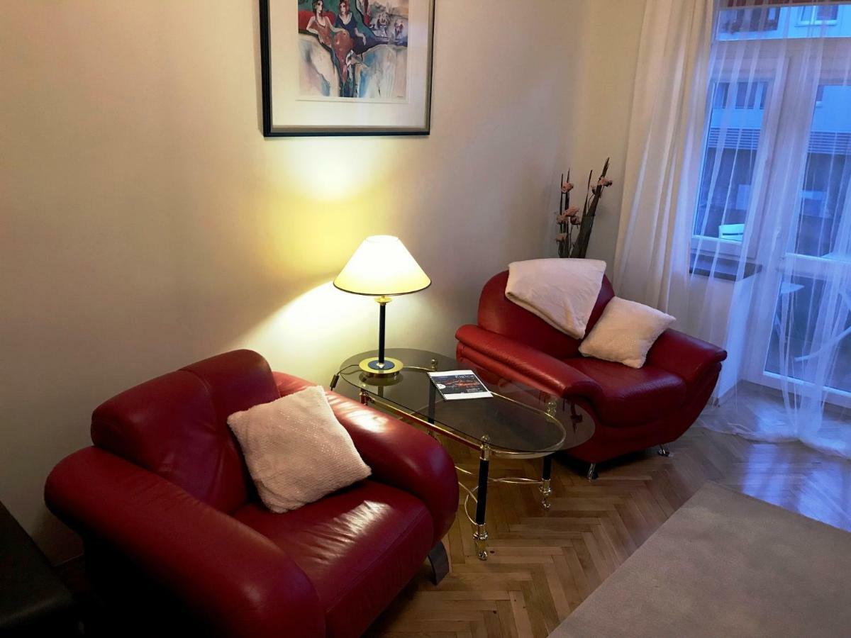 Apartamento Apartament "Cleopatra 5" Przy Rynku Z Parkingiem, Faktury Vat Kielce Exterior foto